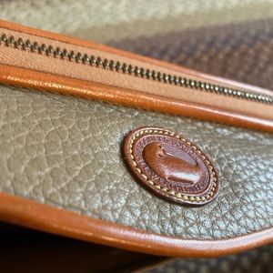 Beautiful leather taupe vintage Dooney & Bourke
